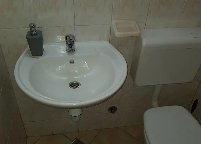 Stipan & Gæstehus 3*