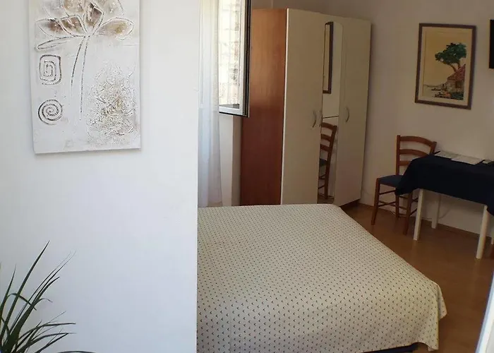 Stipan & Gæstehus 3*