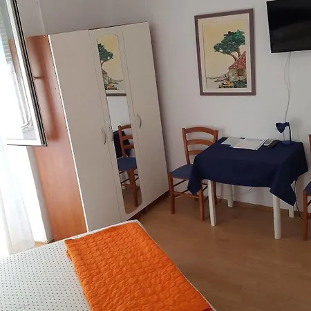 בית הארחה Stipan & ספליט