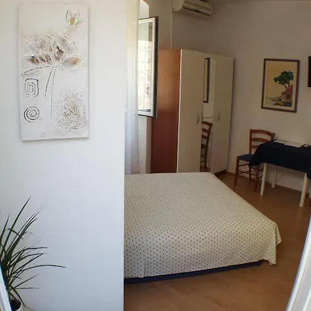 Stipan & בית הארחה 3*