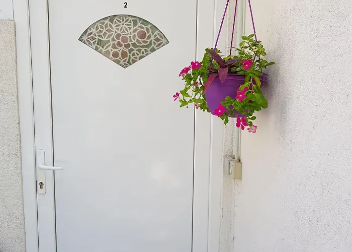 Stipan & Gostinjska kuća 3*